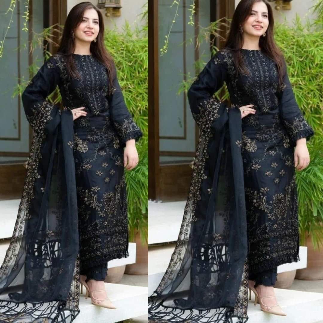 Catalogue Dress 3