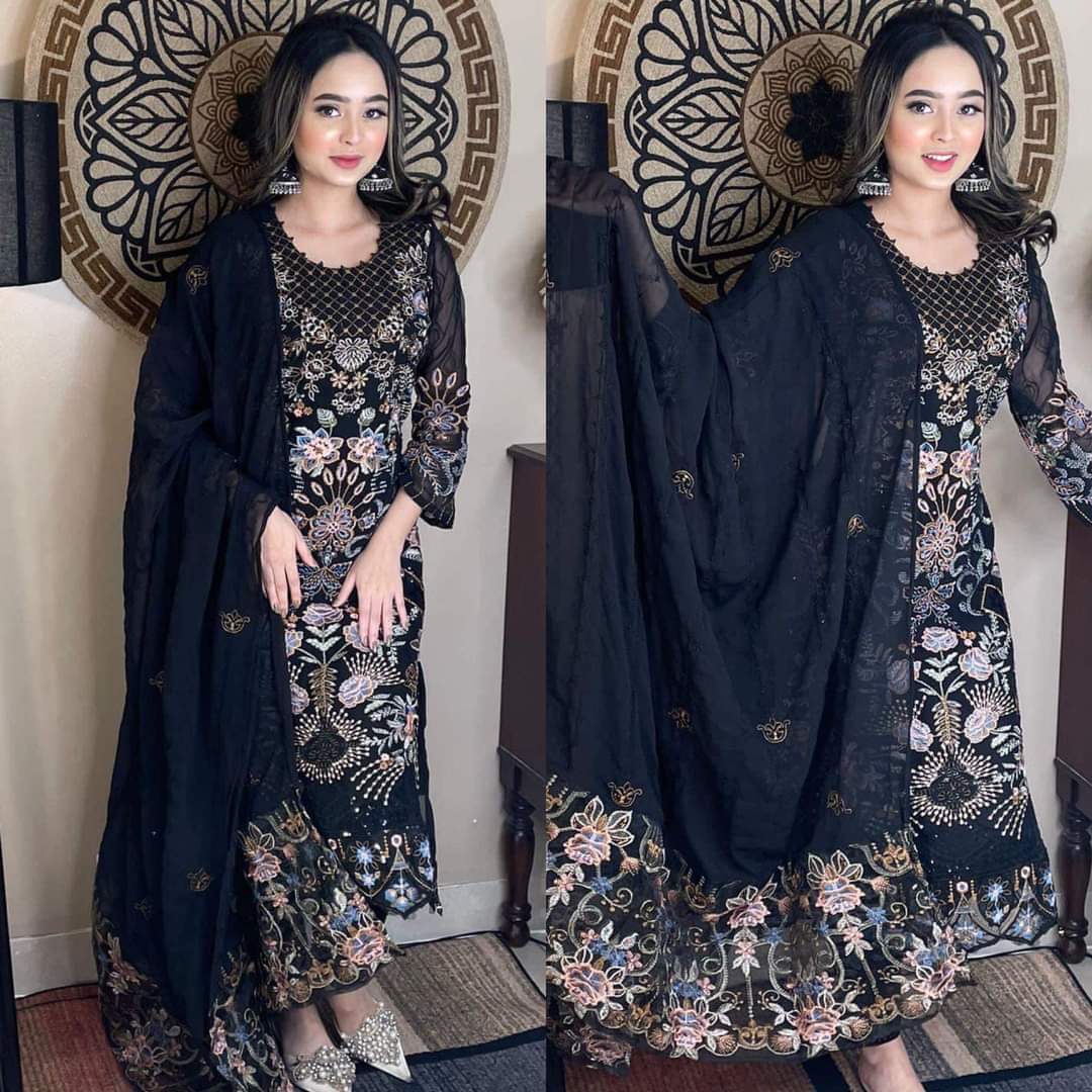 Catalogue Dress 7